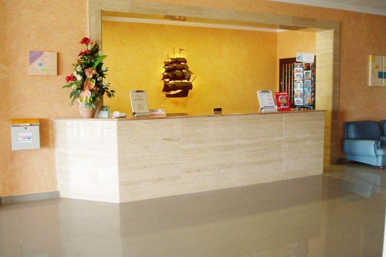 Hotel Fragata Calella Esterno foto